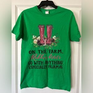 Never Worn Green On The Farm Tee Small